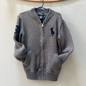 Ralph Lauren Kids Gray Knit Sweater with Zipper and Pockets. Size 5t.